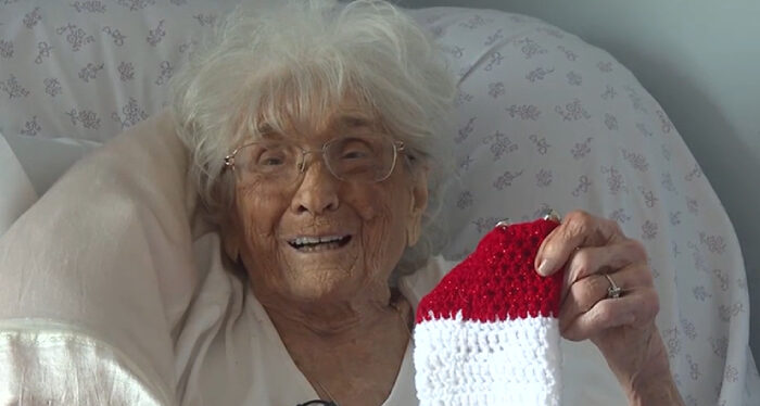 This holiday season, a small but thoughtful gesture proved that the most meaningful gifts don’t have to come with a hefty price tag.